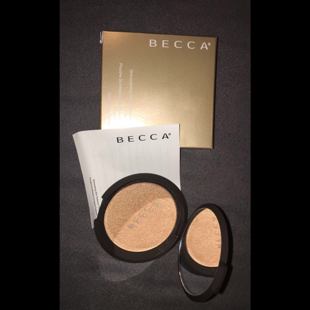 BECCA CHAMPAGNE POP HIGHLIGHTER